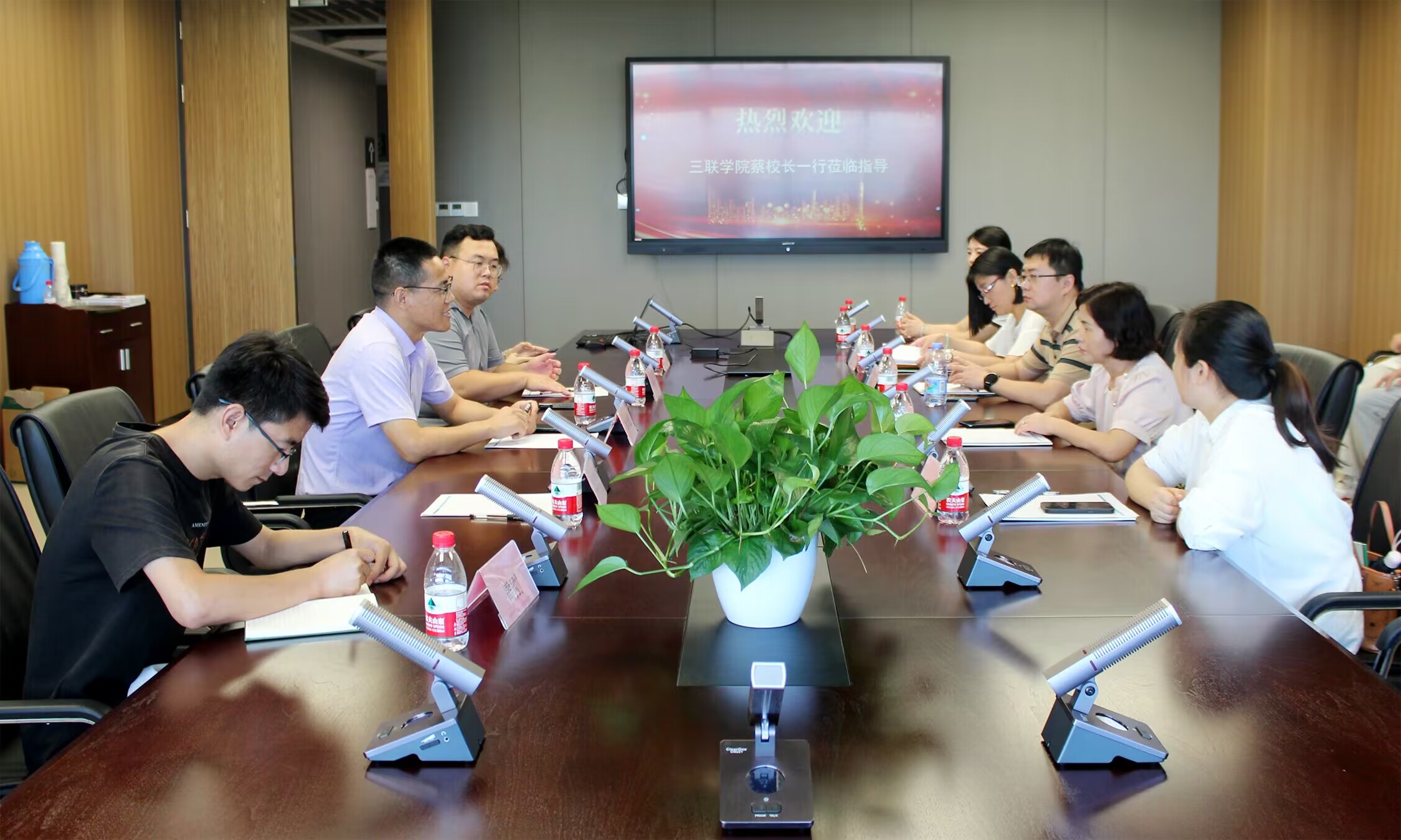 深化校企合作 践行产教融合——校领导带队深入企业走访调研